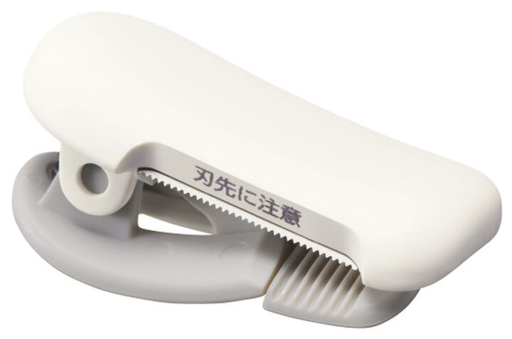 Karu Cut clip-type masking tape cutter 10~15mm White