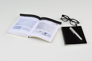 Iron Book-Snuggling Paperweight Heavyweight Black,Black, small image number 4