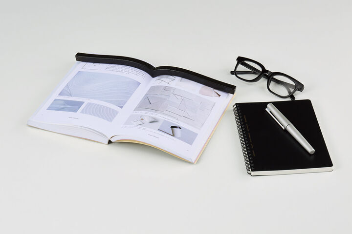 Iron Book-Snuggling Paperweight Heavyweight Black,Black, medium image number 4
