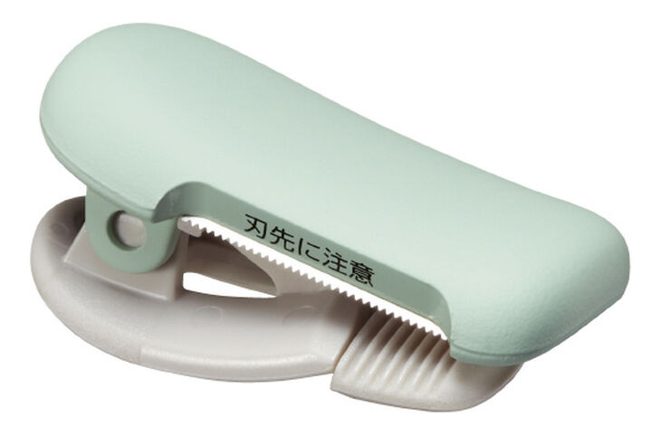 Karu Cut clip-type masking tape cutter 10~15mm Light Green