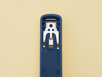 KOKUYO ME Portable Stapler Graphite Blue,GRAPHITE BLUE, small image number 3